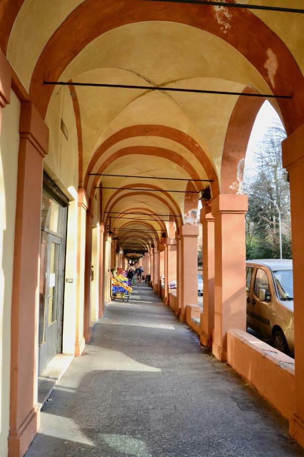 볼로냐 Il Portico Di Saragozza 아파트 외부 사진